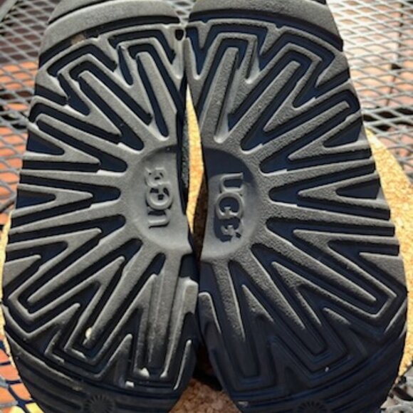 UGG Kids' Neumel Tasman Boot - Picture 4 of 5